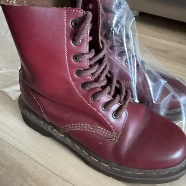 [BUNJANG] Dr. Martens 1460 Smooth Leather Boots - UK Edition / 영국 닥터마틴 230