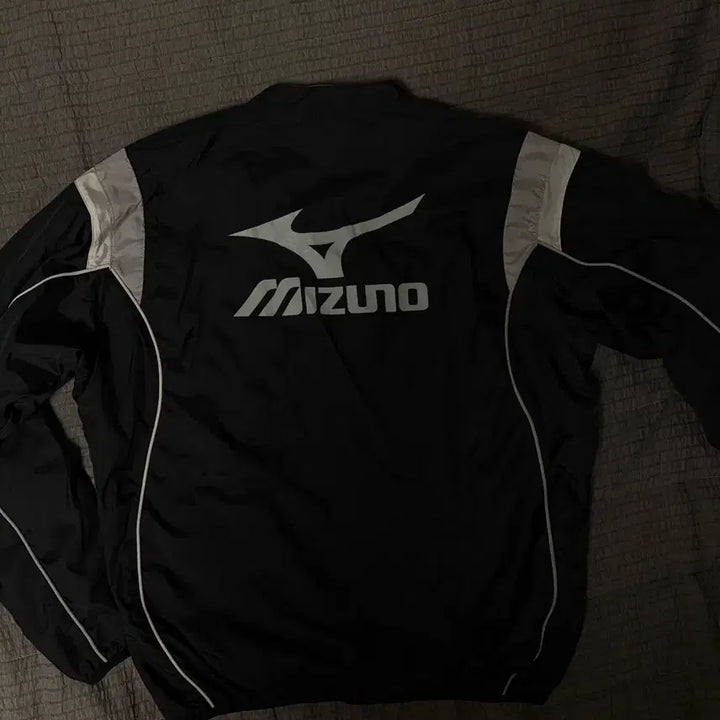 [BUNJANG] Mizuno Windbreaker / 미즈노 빅로고 반집업 바람막이