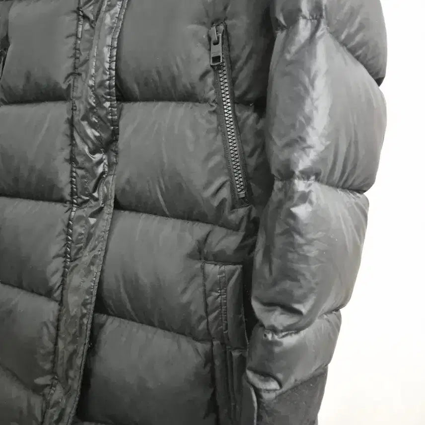 [BUNJANG] Calvin Klein Black Hooded Long Down Jacket (M) / 캘빈클라인 진 블랙 후드 롱패딩(95/M)