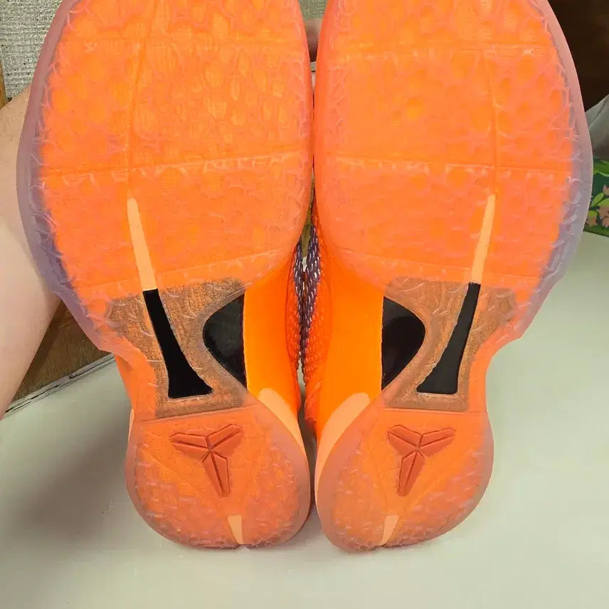 [BUNJANG] Kobe 6 Total Orange Sneakers / 코비 6 토탈 오렌지