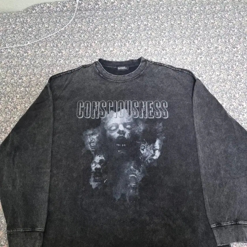 [BUNJANG] AWE Komma Long Sleeve Size 1 / 어웬드 코마 롱슬리브 1사이즈