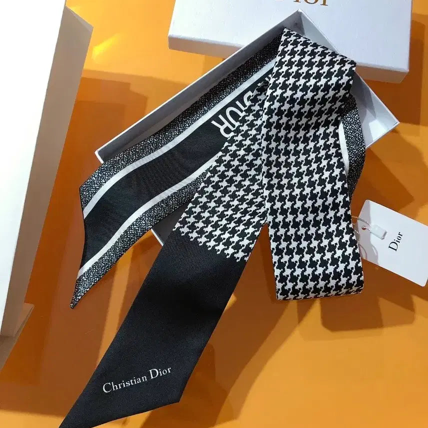 [BUNJANG] Dior Oblique Twilly Scarf / 디올 오블리크 트윌리 스카프