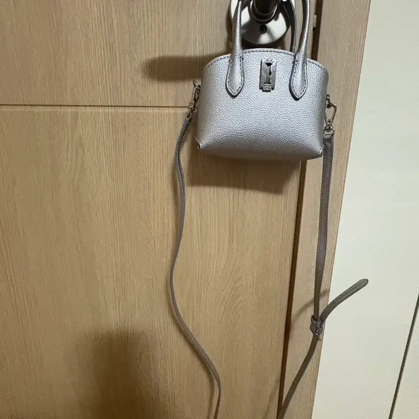 [BUNJANG] Vunque Talk Hermit Crossbody Bag / 분크 토크 헐밋 크로스백