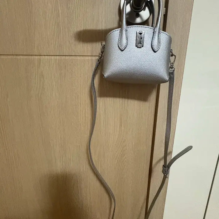 [BUNJANG] Vunque Talk Hermit Crossbody Bag / 분크 토크 헐밋 크로스백