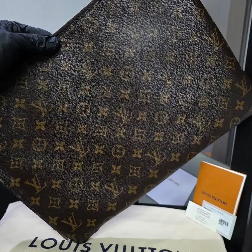 [BUNJANG] Louis Vuitton Etui Voyage MM Monogram Clutch Bag / {클로젯}[MM][풀구성]루이비통 에튀보야주 모노그램 MM클러치백