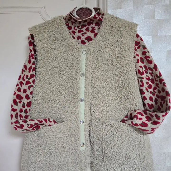 [BUNJANG] N/A Vest Beige / 뽀글이 베스트 조끼 베이지