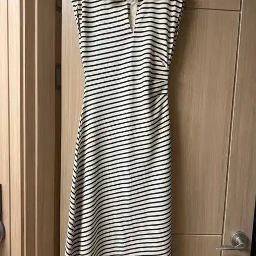 [BUNJANG] Striped Collar Neck Dress / 줄무늬 카라넥 원피스