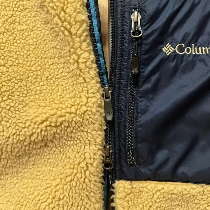 [BUNJANG] Columbia Fleece Vest L Size / 컬럼비아 플리스 베스트 투웨이지퍼 L사이즈