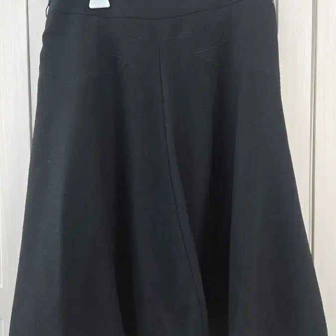 [BUNJANG] She'zmiss Black Flare Skirt / 쉬즈미스 모직 블랙 플레어 스커트