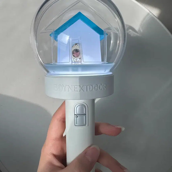 [BUNJANG] BOYNEXTDOOR Official Lightstick Mood Lamp Version / 보넥도 응원봉 무드등버전