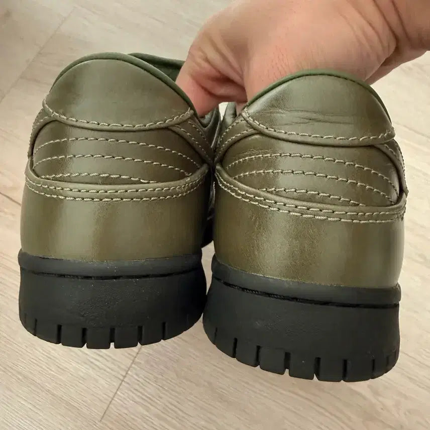 [SOLD OUT] 나이키 덩크 로우 레트로 프리미엄 QS 아미 올리브 280