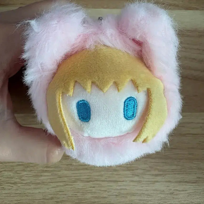 [BUNJANG] Attack on Titan Armin Harunyan Figure / 진격의 거인 아르민 하루냥코 싸게 팝니다