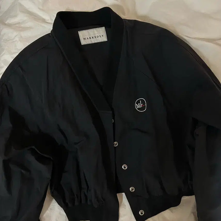 [BUNJANG] Markedly Windbreaker Jacket / 마크들리 자체제작 바람막이 점퍼