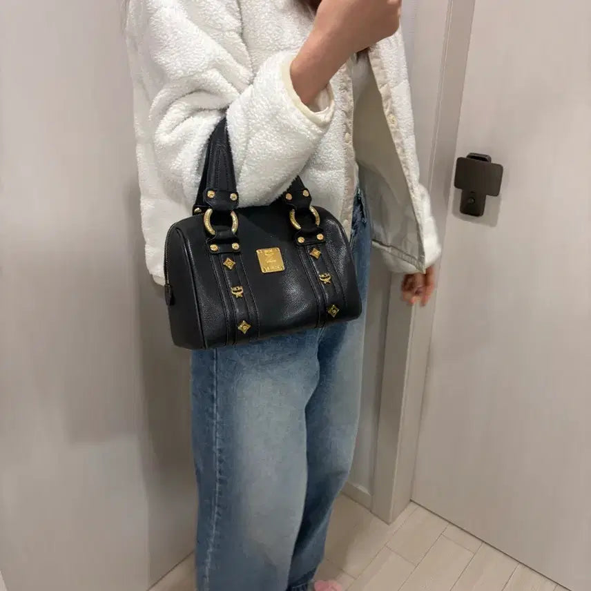 [BUNJANG] MCM Black Leather Tote Shoulder Bag / MCM 블랙 레더 토트백 숄더백