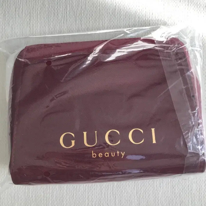 [BUNJANG] Gucci Festive Makeup Pouch / 구찌 페스티브 메이크업 파우치 새상품