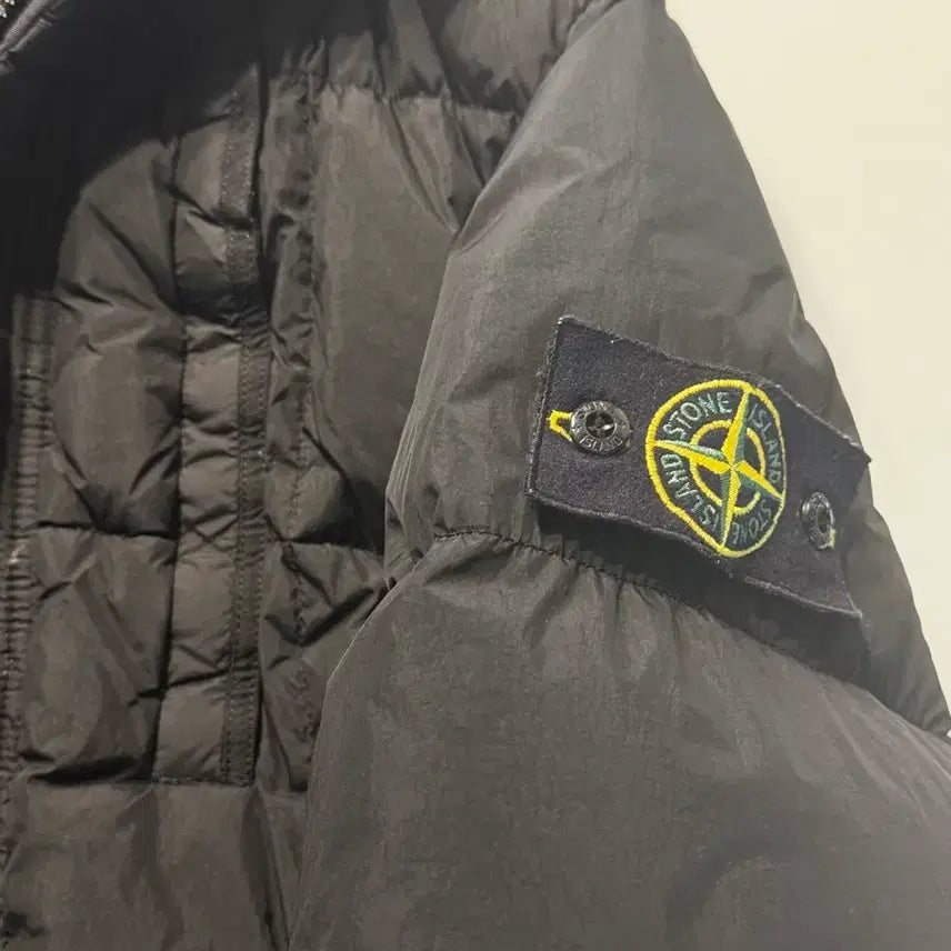 [BUNJANG] Stone Island Crinkle Reps Down Long Parka - Black (Size M) / 스톤아일랜드 크링클렙스 다운 롱파카 블랙 (size:m)