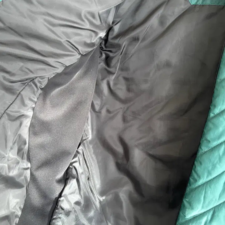 [BUNJANG] Kiko Asics Lightweight Padded Jacket / 키코 아식스 경량 패딩