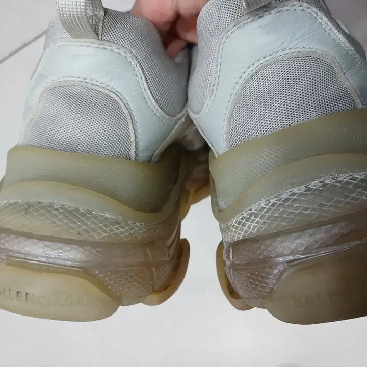 [BUNJANG] Balenciaga Triple S Sneakers (Size 44) / 발렌시아가 트리플S 스니커즈 44 (270)사이즈  정