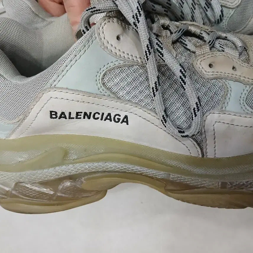 [BUNJANG] Balenciaga Triple S Sneakers (Size 44) / 발렌시아가 트리플S 스니커즈 44 (270)사이즈  정