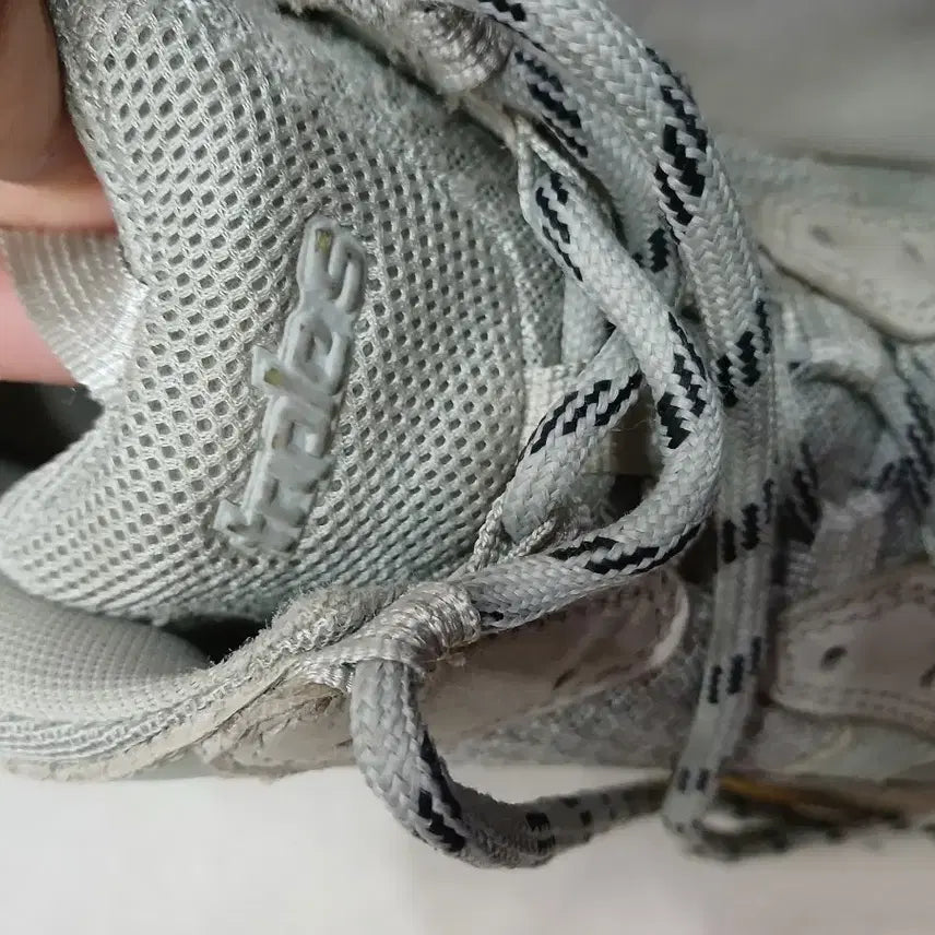 [BUNJANG] Balenciaga Triple S Sneakers (Size 44) / 발렌시아가 트리플S 스니커즈 44 (270)사이즈  정