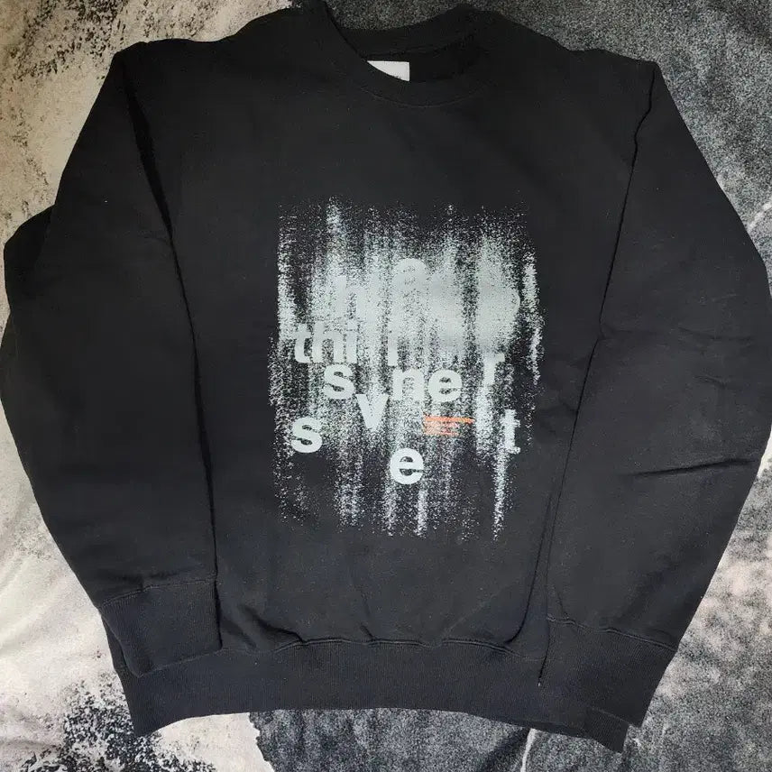 [BUNJANG] This is Never That Black Sweatshirt / 디스이즈네버댓 맨투맨