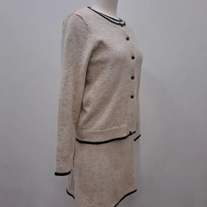 [BUNJANG] Lovely Beige Three-Piece Set / (새상품) 러블리 베이지 쓰리피스 세트