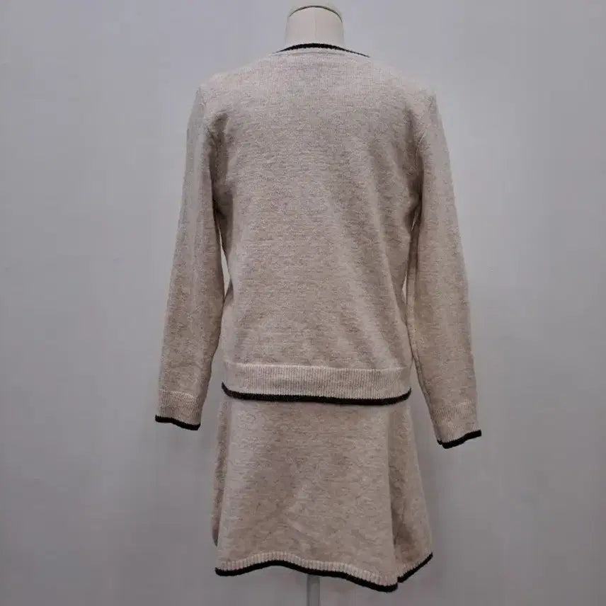 [BUNJANG] Lovely Beige Three-Piece Set / (새상품) 러블리 베이지 쓰리피스 세트