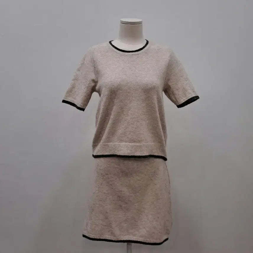 [BUNJANG] Lovely Beige Three-Piece Set / (새상품) 러블리 베이지 쓰리피스 세트