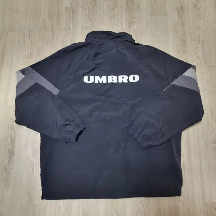 [BUNJANG] Umbro Anorak Windbreaker 110 / 엄브로 아노락 바람막이 110