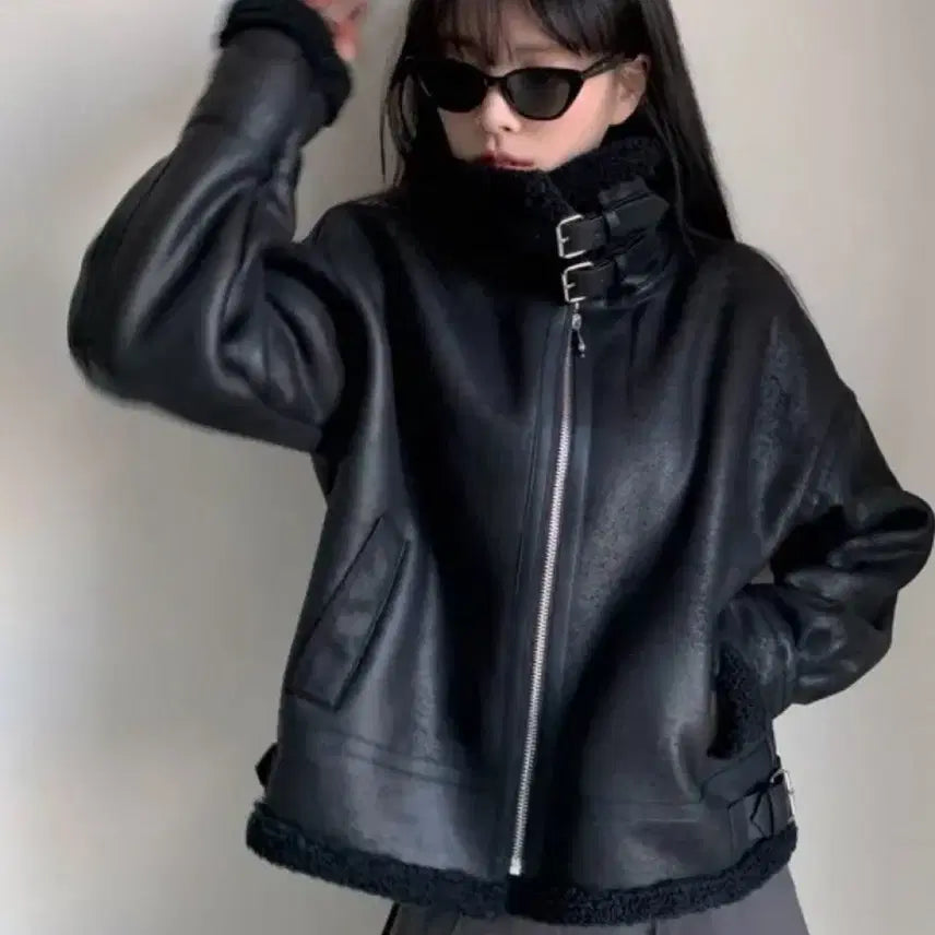 [BUNJANG] Ablly Faux Shearling Jacket / 에이블리 무스탕 판매