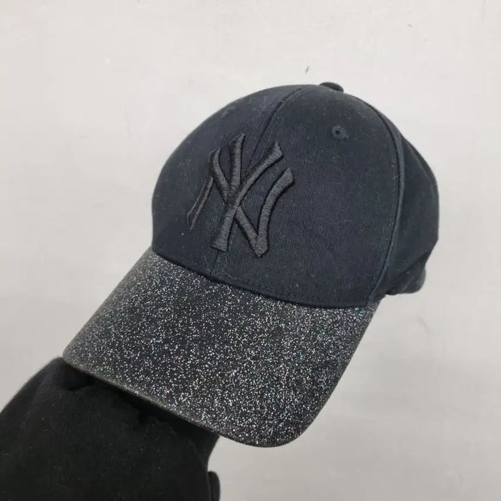 [BUNJANG] MLB New York Yankees Baseball Cap / [free size] MLB 엠엘비 뉴욕양키즈 야구 모자 볼캡