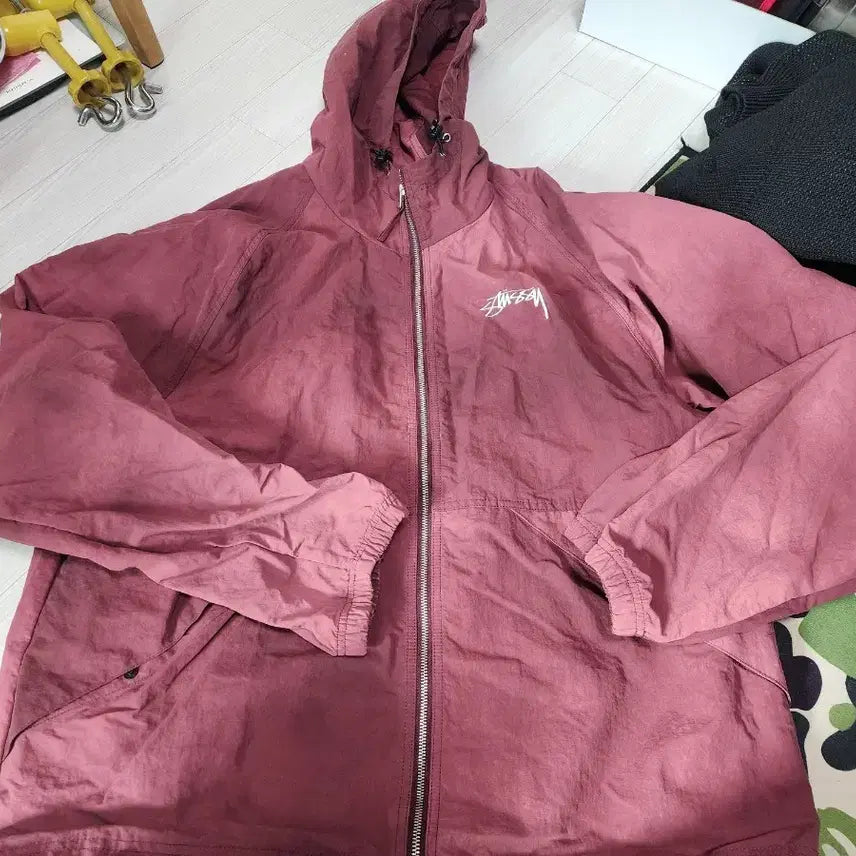 [BUNJANG] Stussy Beach Shell 2XL / 스투시 비치쉘 버건디 2XL