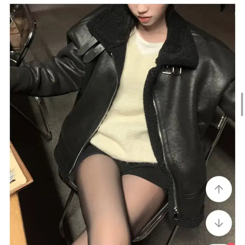 [BUNJANG] Young & Rich Berlin Mustang Black Coat / 에이블리 영앤리치 베를린 무스탕 블랙