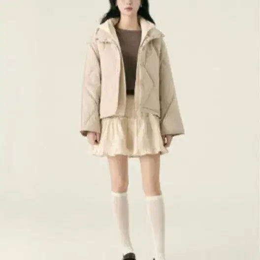 [BUNJANG] Roem Ivory Hooded Short Padded Jacket L / Roem 아이보리 후드숏패딩 L