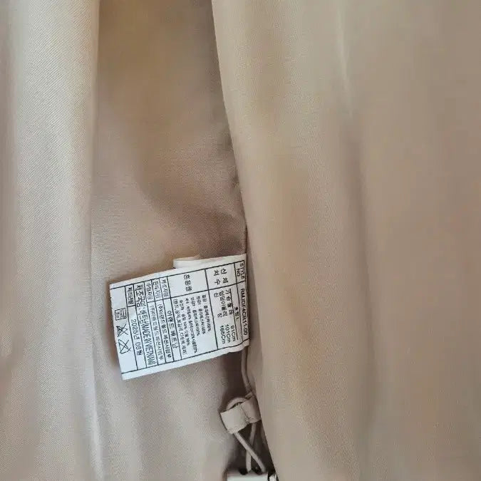 [BUNJANG] Roem Ivory Hooded Short Padded Jacket L / Roem 아이보리 후드숏패딩 L