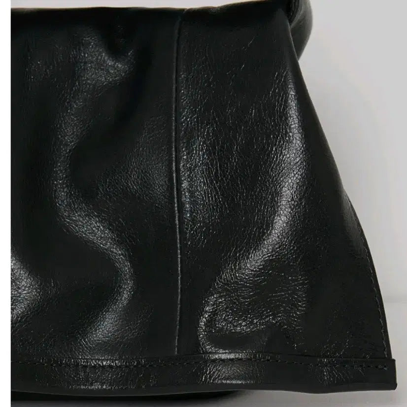 [BUNJANG] The Illma Nelli Black Clutch Bag / 더 일마 Nelli 블랙 클러치 백 새제품