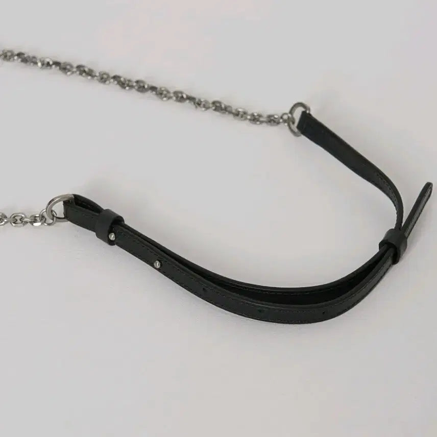 [BUNJANG] The Illma Nelli Black Clutch Bag / 더 일마 Nelli 블랙 클러치 백 새제품