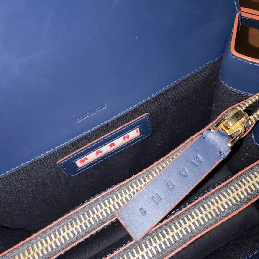 [BUNJANG] Marni Trunk Bag Medium Navy Calfskin Handbag / 마르니 트렁크백