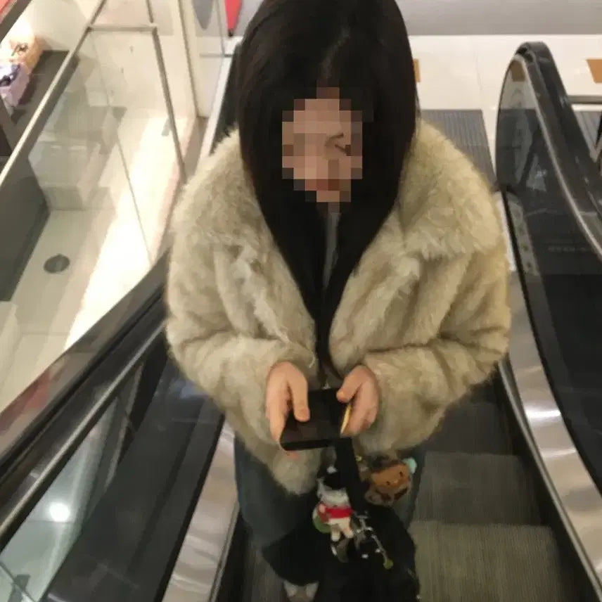 [BUNJANG] Unisex Ivory Faux Fur Jacket / 퍼자켓 판매 아이보리