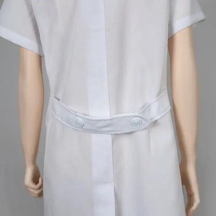 [BUNJANG] AMI White Women's Short Sleeve Gown / [창고정리새제품] AMI(아미) 화이트 여성용 반팔가운 새제품