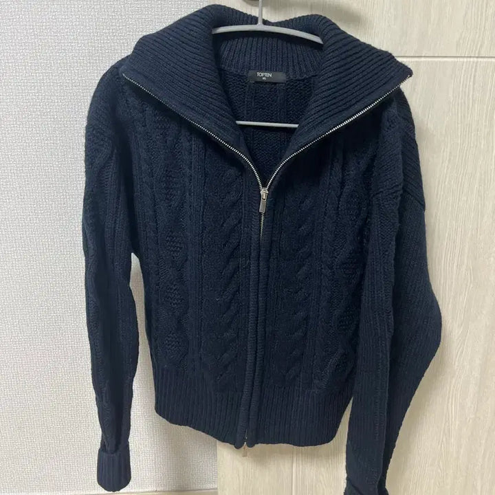 [BUNJANG] Topten Navy Cable Knit Zip-Up Cardigan / 탑텐 네이비 케이블 니트 집업 가디건