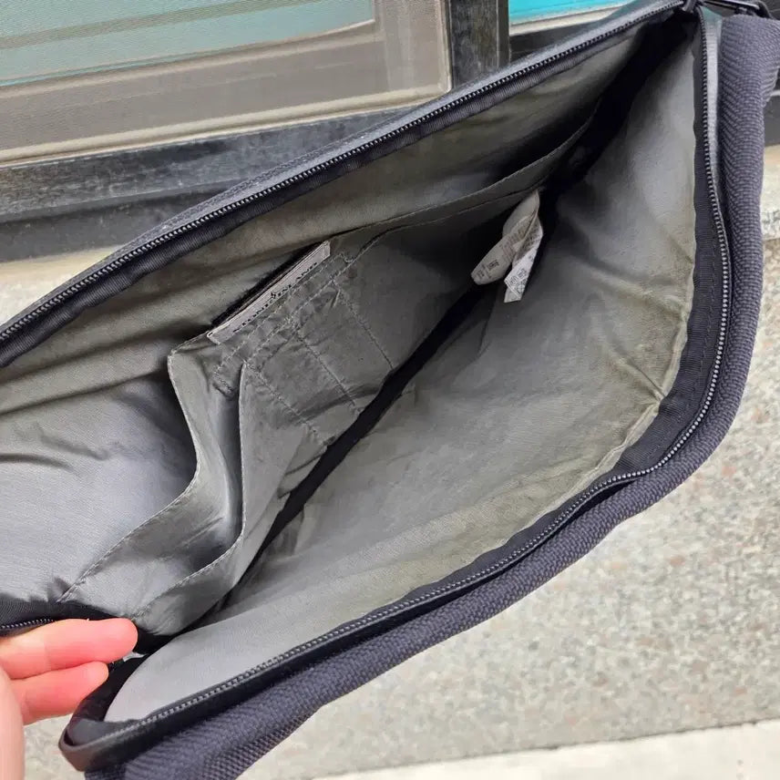 [BUNJANG] Stone Island Black Clutch Bag / 스톤아일랜드 블랙 클러치 백 팝니다