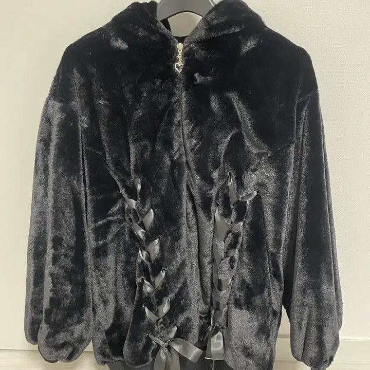 [BUNJANG] Nekura Faux Fur Coat / 중브 Nekura 퍼파카 지뢰계 리즈리사디마럽로지타노에미시허니마즈앙크루즈