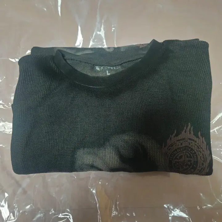 [BUNJANG] Travis Scott Circus Maximus Stadium Tour 25 Thermal Long Sleeve T-Shirt / 트래비스 스캇 키르쿠스 막시무스 스타디움 투어 25 써멀 롱 슬리브 티셔