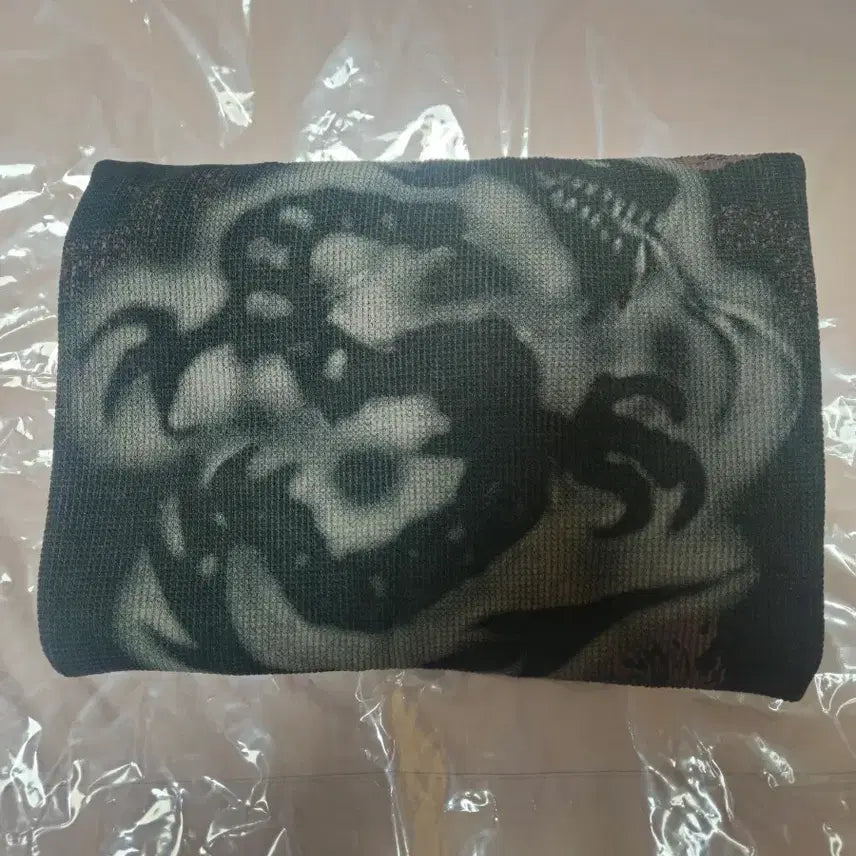 [BUNJANG] Travis Scott Circus Maximus Stadium Tour 25 Thermal Long Sleeve T-Shirt / 트래비스 스캇 키르쿠스 막시무스 스타디움 투어 25 써멀 롱 슬리브 티셔