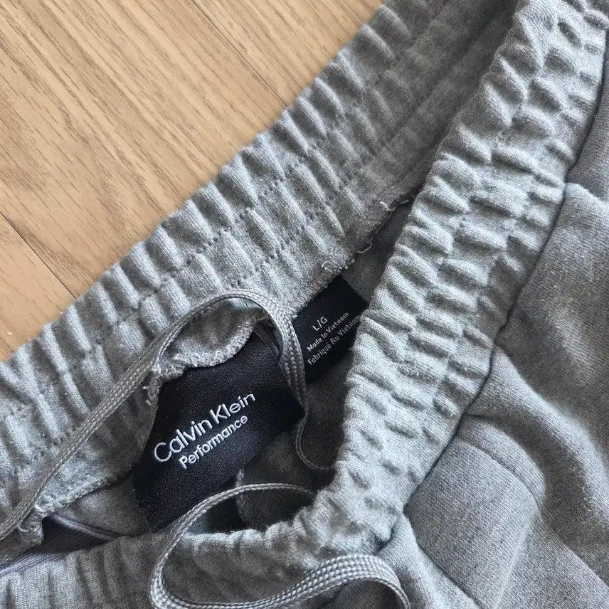 [BUNJANG] CK Calvin Klein Gray Training Pants / CK 캘빈클라인 회색 트레이닝 바지