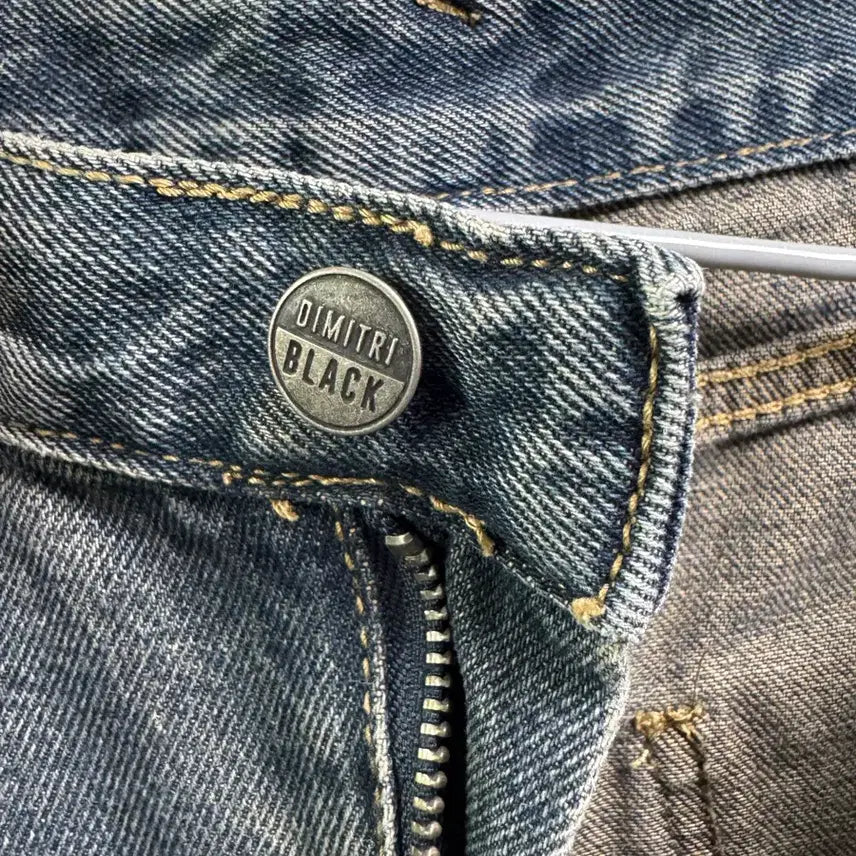 [BUNJANG] DIMITRYBLACK Bermuda Denim Shorts Size 28 / 디미트리블랙 버뮤다 팬츠 청 데님 반바지 사이즈28