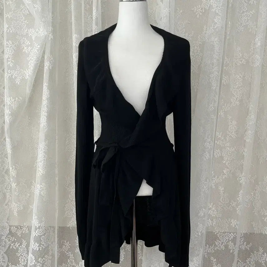 [BUNJANG] 3.times Maple Ruffle Cardigan Black / M) 쓰리타임즈 메이플 러플 가디건 블랙