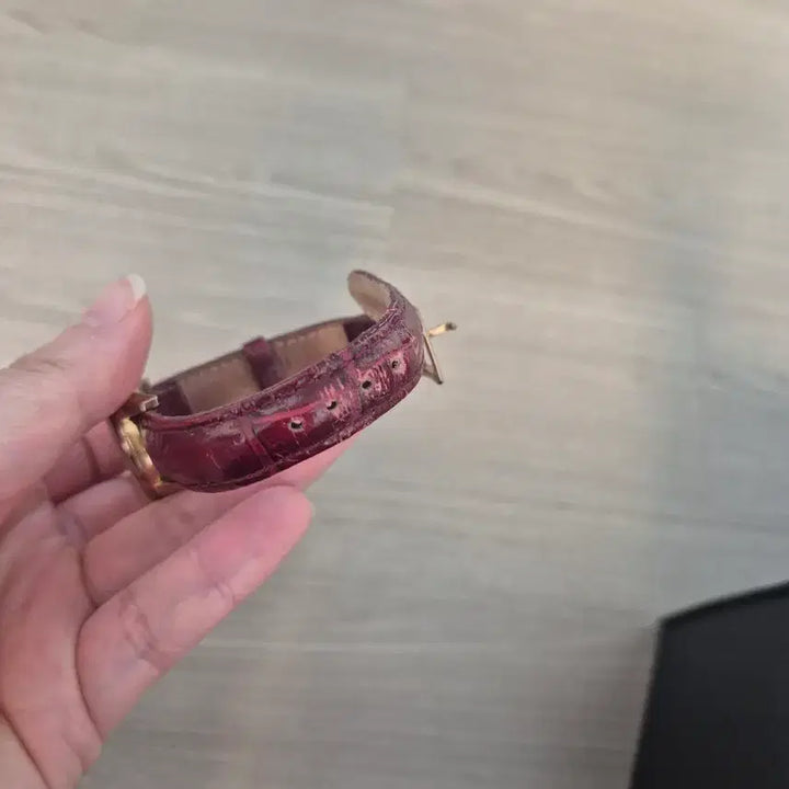 [BUNJANG] Lloyd Women's Leather Watch - Burgundy / 로이드 여성 가죽 시계 버건디