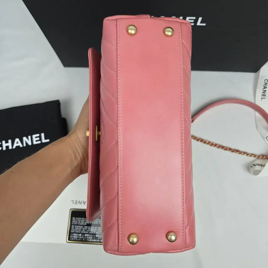 [BUNJANG] Chanel Coco Handle Small Calfskin Bag / 샤넬 코코핸들스몰 카프스킨